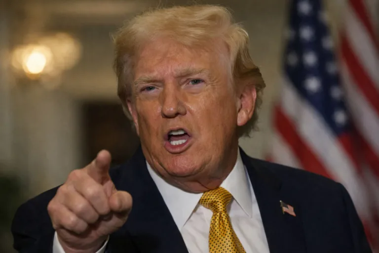 Trump Signals Talks With Taiwan President Amid Arms Package Debate