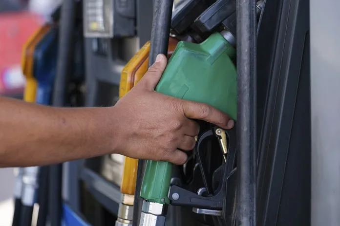 Illinois Gas Tax Set to Rise July 1 Despite Surging Pump Prices